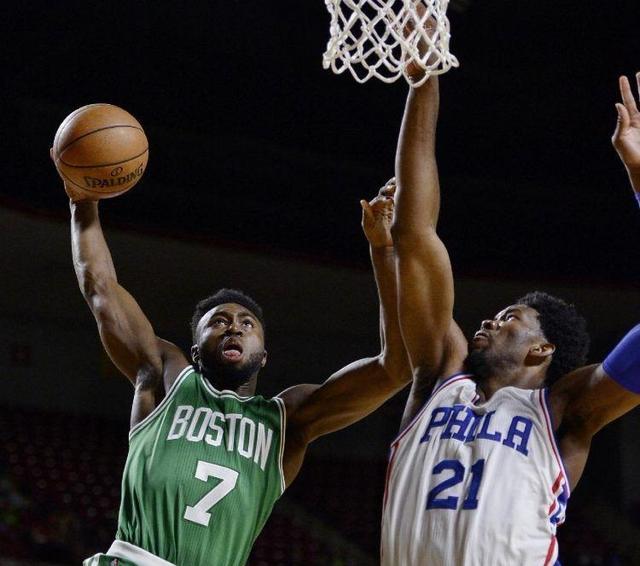 点聚集在莱 点聚集在莱