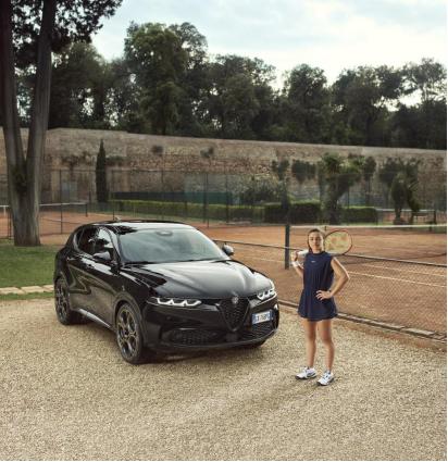 一桌人正酣 一桌人正酣